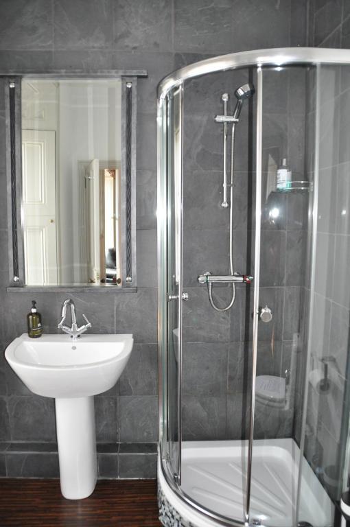 The Bank Guest House Hawick Habitación foto