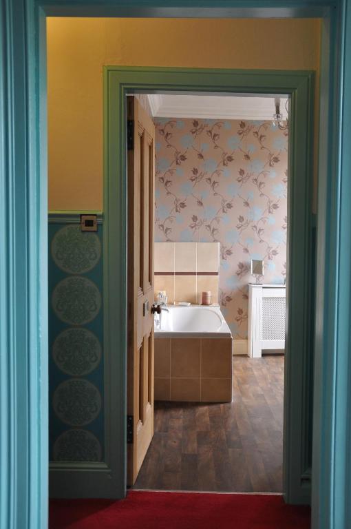 The Bank Guest House Hawick Habitación foto